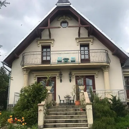 Pod Jestedem Apartment *
