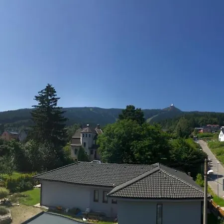 Pod Jestedem アパート リベレツ